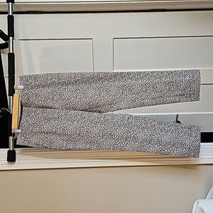 🆕️ Ann Taylor Leopard print pants